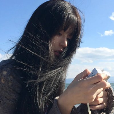 带来末日的女孩 海报